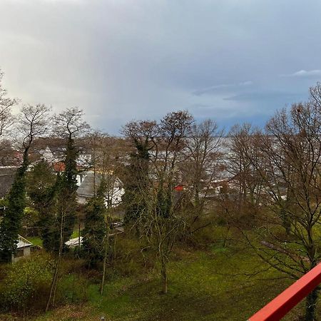 Kleine Moewe, Exklusives Ein Zimmer Apartment Mit Sauna Im Haus Wunstorf Luaran gambar