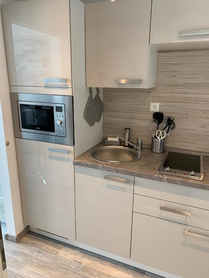 Kleine Moewe, Exklusives Ein Zimmer Apartment Mit Sauna Im Haus Wunstorf Luaran gambar